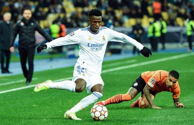 华体会棋牌-维尼修斯涨球了，但拿“罗纳尔多”捧杀他有点过了吧