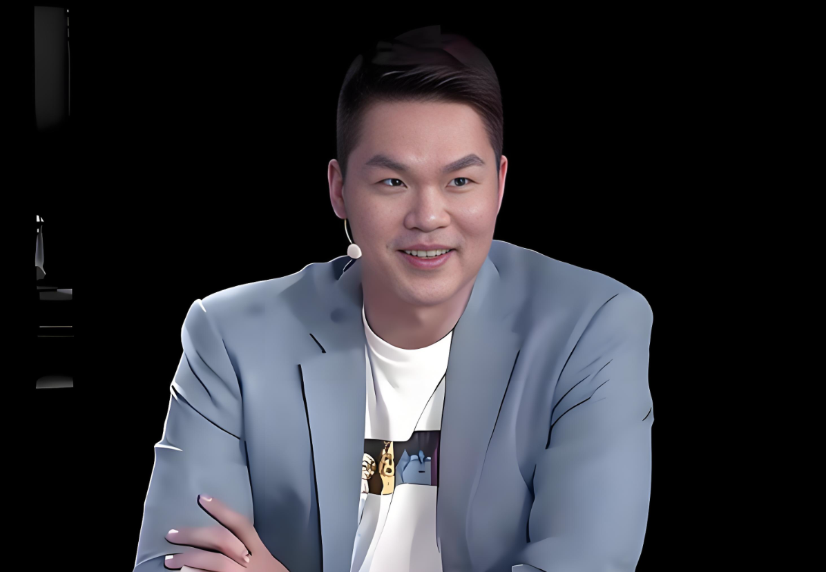 华体会棋牌中心-忍无可忍！关辛透露朱芳雨要补强内线，广东队将引进2米15大中锋